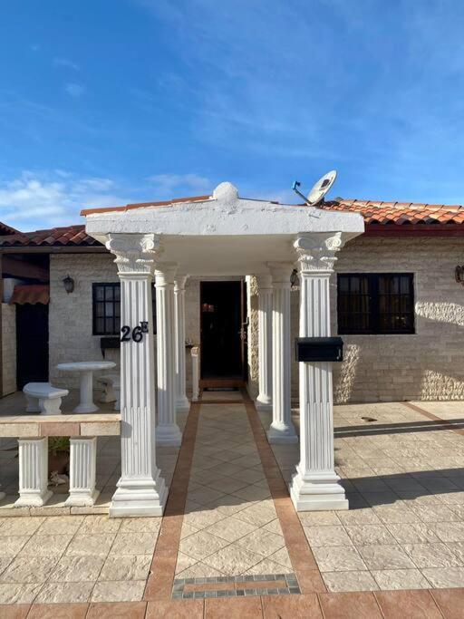 3-Bedroom Villa With A Jacuzzi 努尔德 外观 照片
