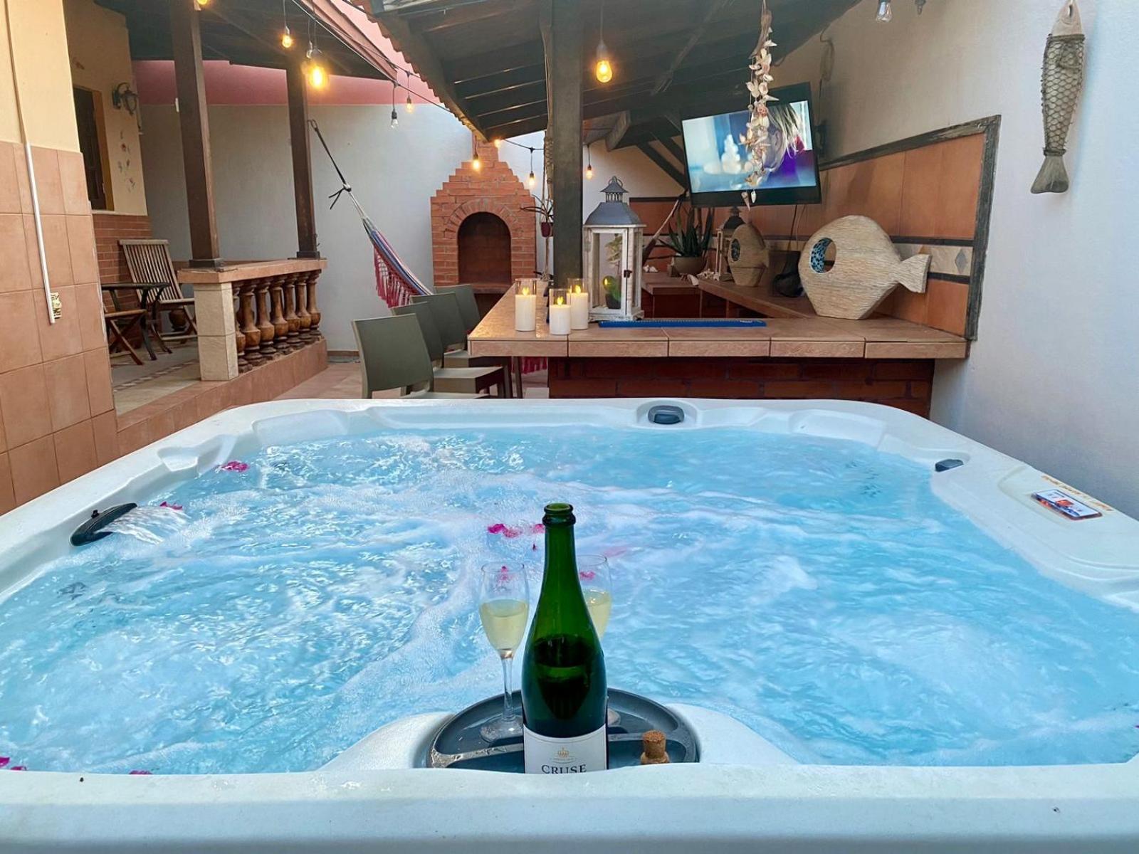 3-Bedroom Villa With A Jacuzzi 努尔德 外观 照片